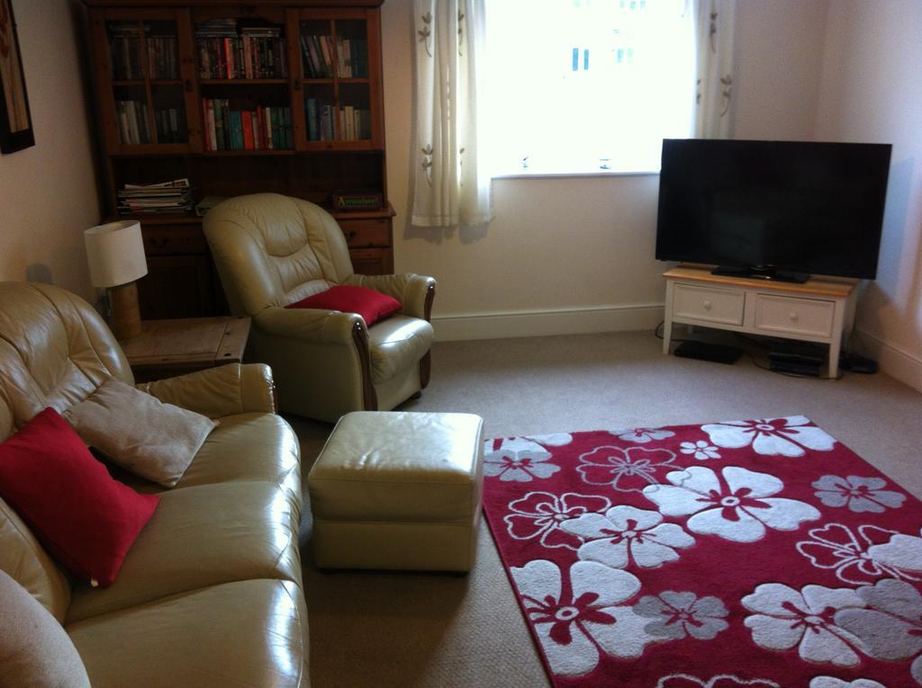 Pay2Stay Chester Bagian luar foto