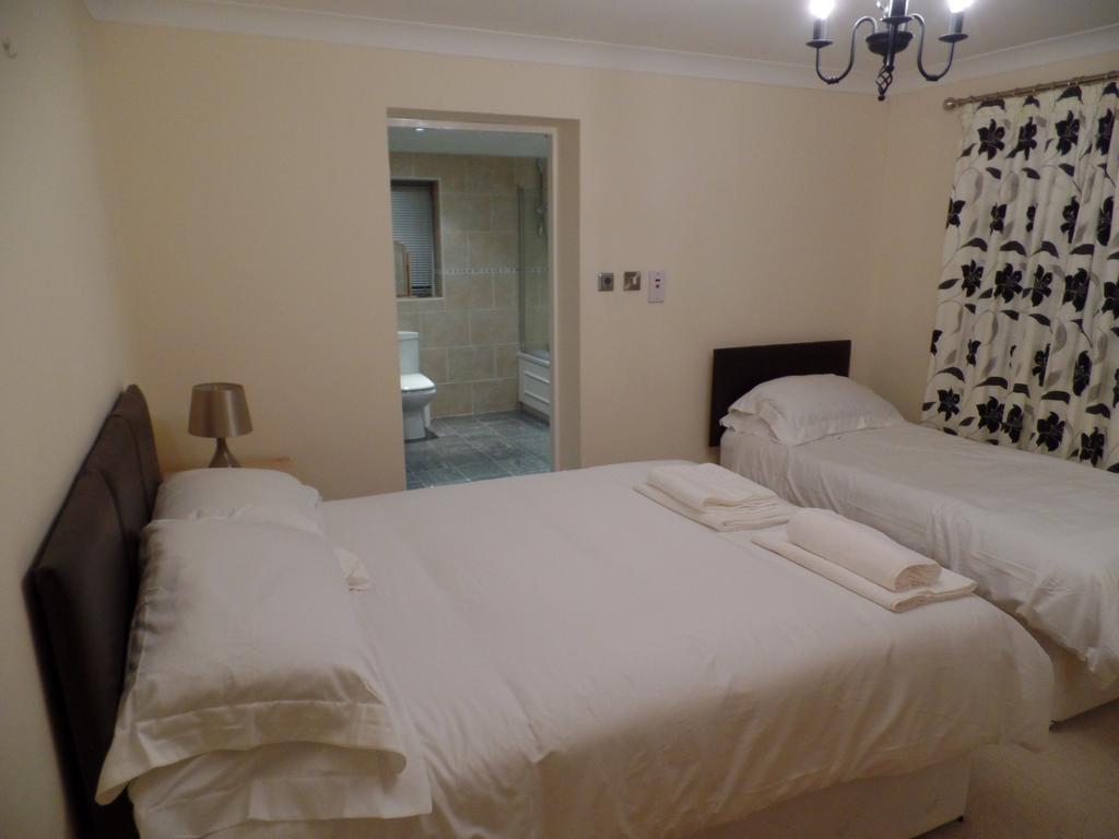 Pay2Stay Chester Bagian luar foto