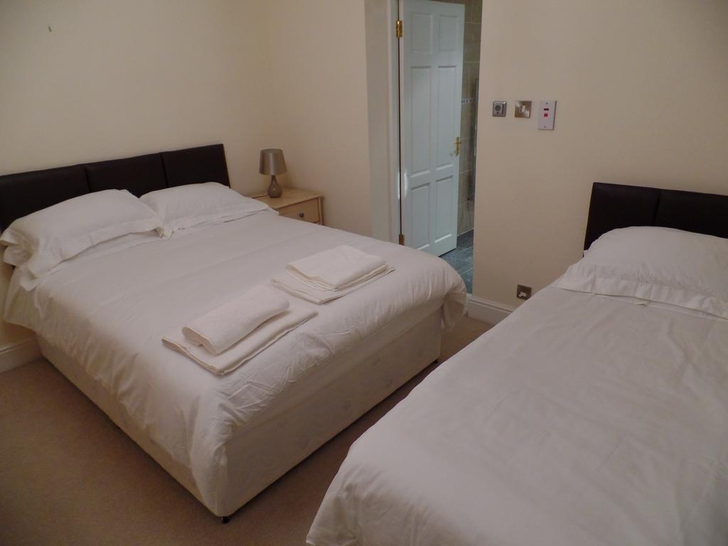 Pay2Stay Chester Bagian luar foto