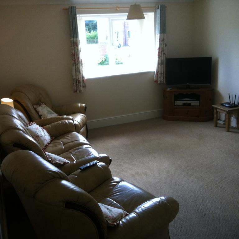Pay2Stay Chester Bagian luar foto