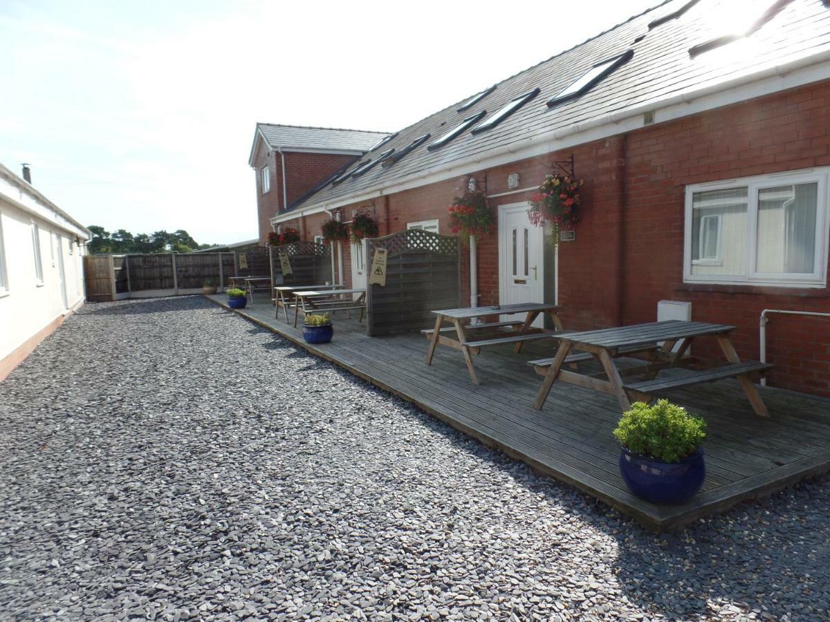Pay2Stay Chester Bagian luar foto
